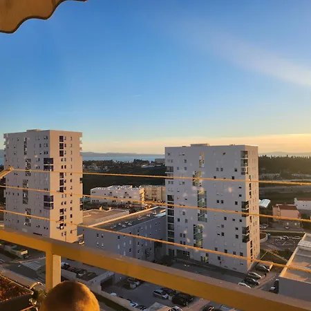 Maneo Apartmán *