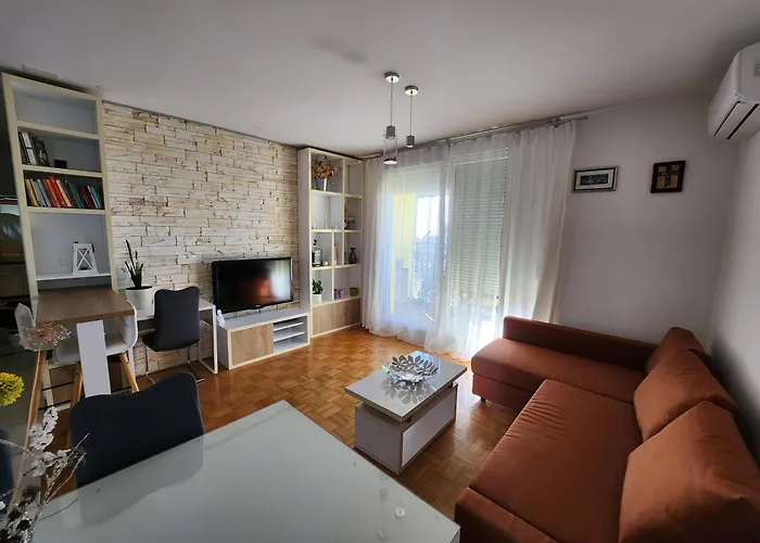 Apartment Maneo