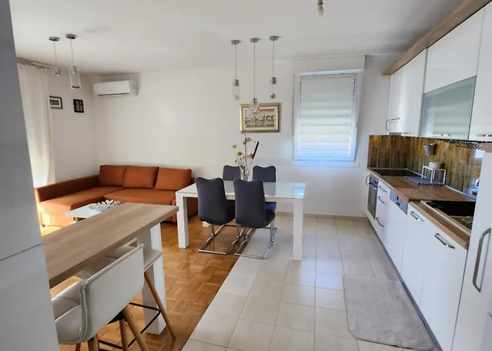 Apartment Maneo