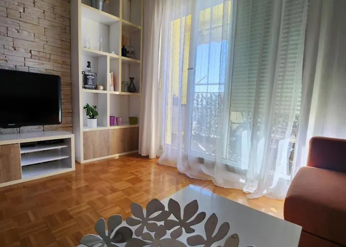 Maneo Apartment