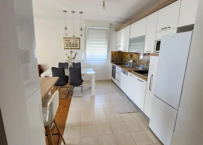 Apartment Maneo