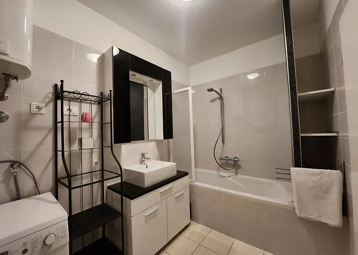 Maneo Apartment