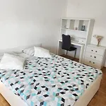 Maneo With Free Parking In Garage Apartmán